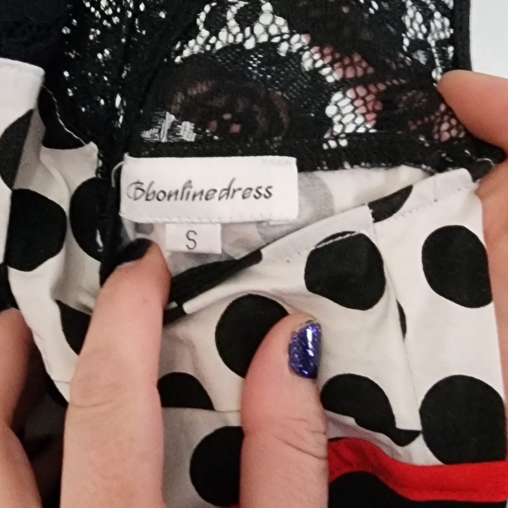 Dress - Picture 2 of 3